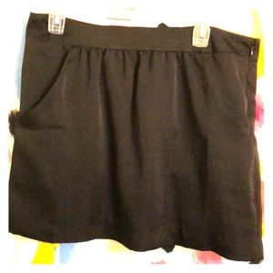 Loft black skirt with pockets